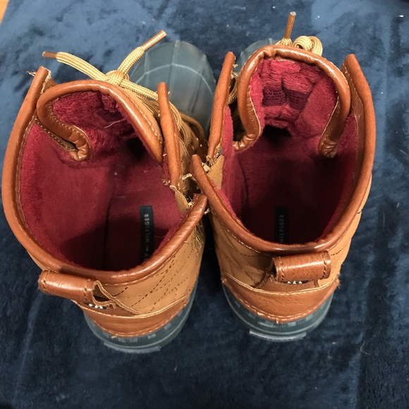 Tommy Hilfiger boots lightly worn - Picture 4 of 4